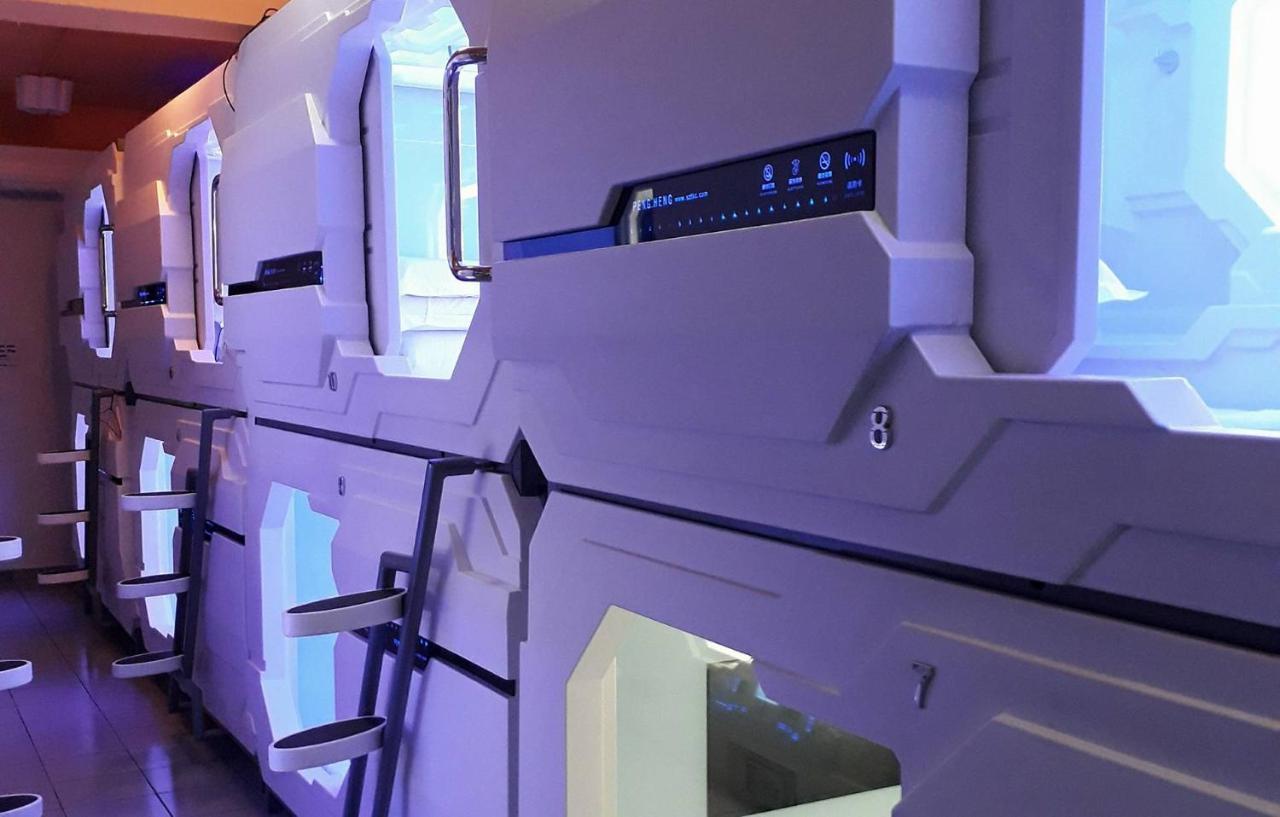 Bestow Capsule Hostel 吉隆坡 外观 照片